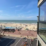 Apartment Naast T - Beautifully Furnished With Sea View Oostduinkerke