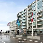 Naast T - Beautifully Furnished With Sea View * Oostduinkerke