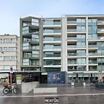 Naast T - Beautifully Furnished With Sea View Apartamento