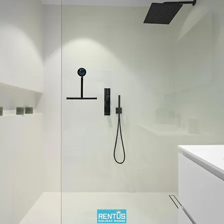 Naast T - Beautifully Furnished With Sea View *