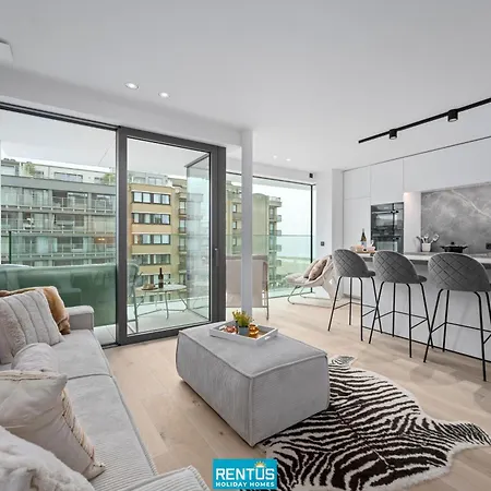 Naast T - Beautifully Furnished With Sea View