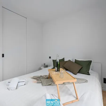 Naast T - Beautifully Furnished With Sea View *